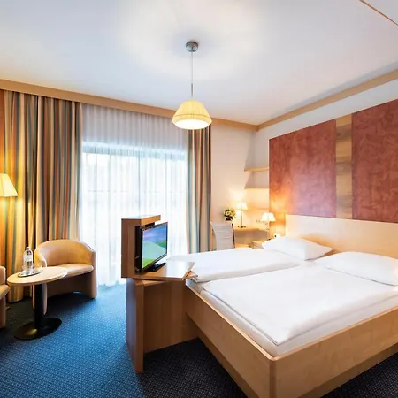 Parkhotel Zur Klause Отель 4*