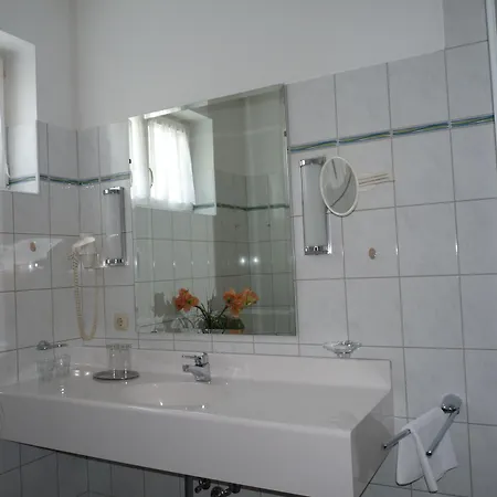 Parkhotel Zur Klause 4*