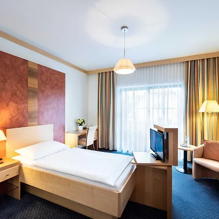 Hotell Parkhotel Zur Klause Bad Hall