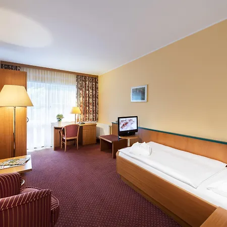Parkhotel Zur Klause 4*