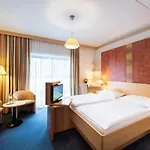 Parkhotel Zur Klause فندق 4*