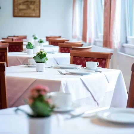 Parkhotel Zur Klause באד הל