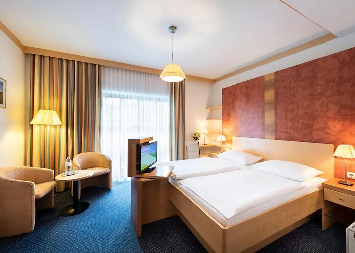 Parkhotel Zur Klause Szálloda 4*