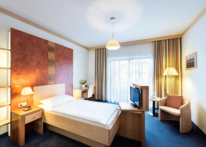 Szálloda Parkhotel Zur Klause Bad Hall